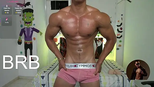 Snapshot of Taylor_John chatting on February 12, 2026, 2:01 pm Taylor John online show from February 12, 2026, 2:01 pm