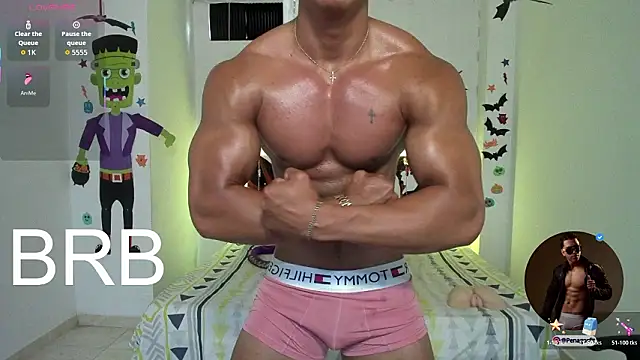 Snapshot of Taylor_John chatting on February 13, 2026, 2:35 pm Taylor John online show from February 13, 2026, 2:35 pm