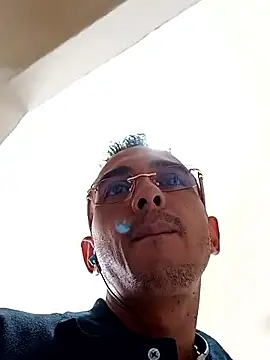 paisa233 online show from September 18, 2025, 3:03 pm