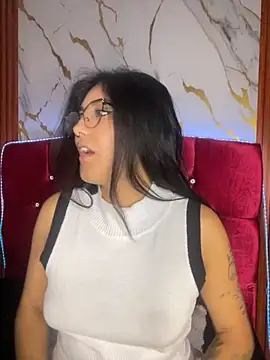 Snapshot of angellique_22 chatting on September 20, 2025, 5:52 am angellique 22 online show from September 20, 2025, 5:52 am