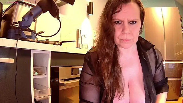 Endrocleia online show from February 22, 2025, 10:31 pm