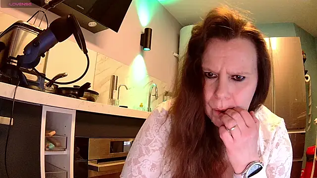 Endrocleia online show from March 1, 2025, 9:59 pm