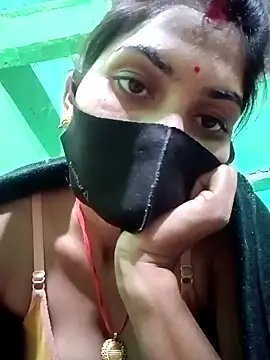 HOTBABITARAJ online show from February 3, 2025, 7:18 am