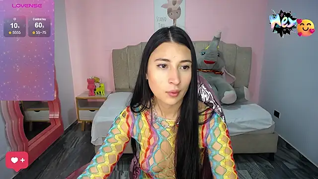 lizzyluk ch online show from February 8, 2025, 4:25 pm