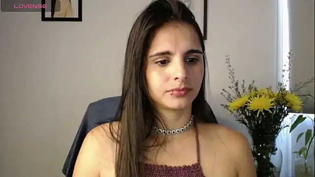 Snapshot of alma_violeta chatting on January 22, 2025, 10:37 pm alma violeta online show from January 22, 2025, 10:37 pm