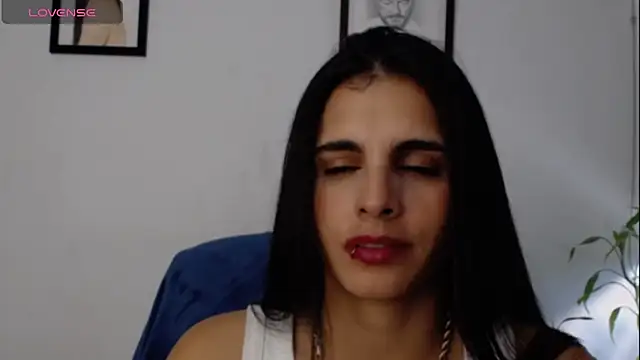 Snapshot of alma_violeta chatting on March 9, 2025, 9:57 pm alma violeta online show from March 9, 2025, 9:57 pm