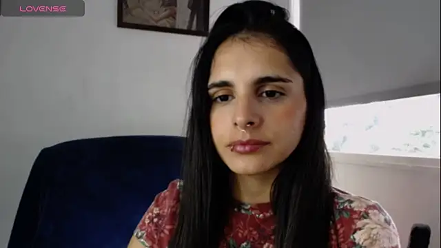 Snapshot of alma_violeta chatting on March 22, 2025, 6:03 pm alma violeta online show from March 22, 2025, 6:03 pm