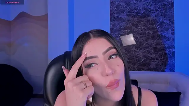 ValeriaRiveraX online show from March 13, 2025, 7:09 am