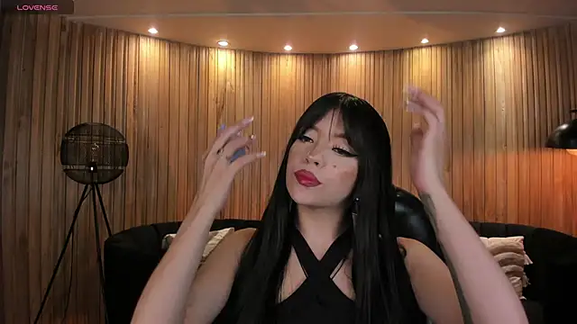 ValeriaRiveraX online show from November 9, 2025, 11:47 pm