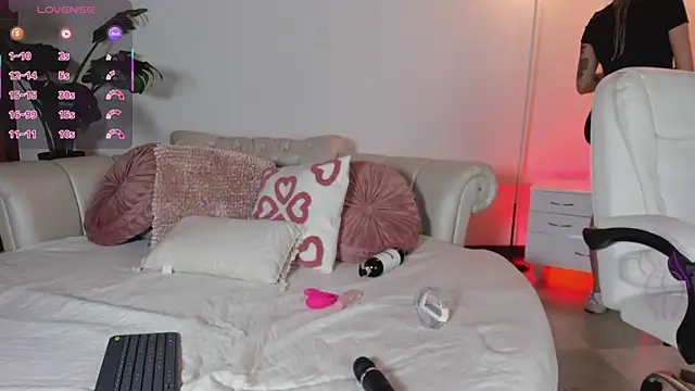 mariablonde  online show from January 15, 2026, 5:38 pm