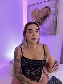 Snapshot of mariablonde_ chatting on July 13, 2026, 6:00 pm mariablonde online show from July 13, 2026, 6:00 pm