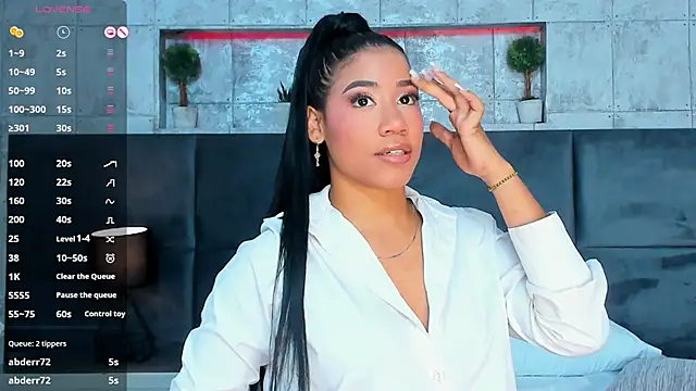 Snapshot of Salome_Diaz_ chatting on February 18, 2025, 10:36 pm Salome Diaz online show from February 18, 2025, 10:36 pm