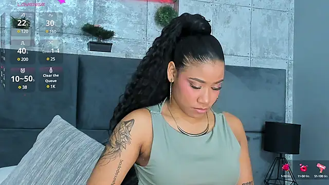 Snapshot of Salome_Diaz_ chatting on March 22, 2025, 12:46 pm Salome Diaz online show from March 22, 2025, 12:46 pm