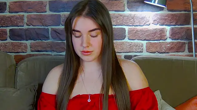 Sofia Hugs online show from March 2, 2026, 5:09 pm