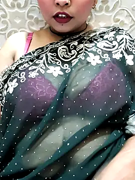 Snapshot of Indian-Nazia chatting on June 2, 2026, 10:28 am Indian-Nazia online show from June 2, 2026, 10:28 am
