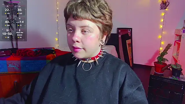 Snapshot of Sabrina_scarlett chatting on March 8, 2026, 4:27 am Sabrina scarlett online show from March 8, 2026, 4:27 am