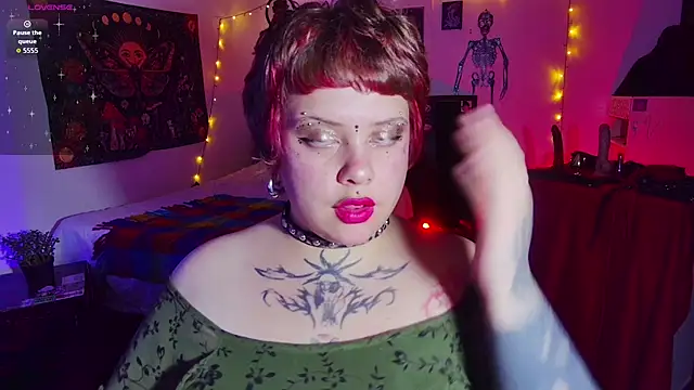 Snapshot of Sabrina_scarlett chatting on March 22, 2026, 2:37 am Sabrina scarlett online show from March 22, 2026, 2:37 am