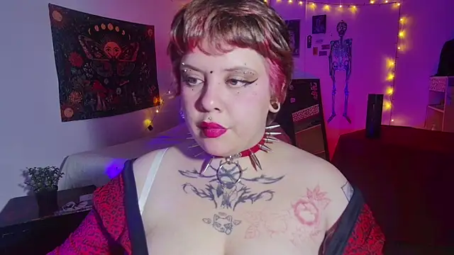 Snapshot of Sabrina_scarlett chatting on March 26, 2026, 4:40 am Sabrina scarlett online show from March 26, 2026, 4:40 am