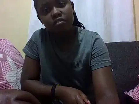 Snapshot of Sweetcecie01 chatting on June 7, 2026, 8:34 pm Sweetcecie01 online show from June 7, 2026, 8:34 pm