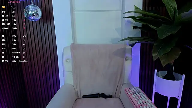 Snapshot of Anybuny chatting on January 30, 2025, 11:55 am Anybuny online show from January 30, 2025, 11:55 am