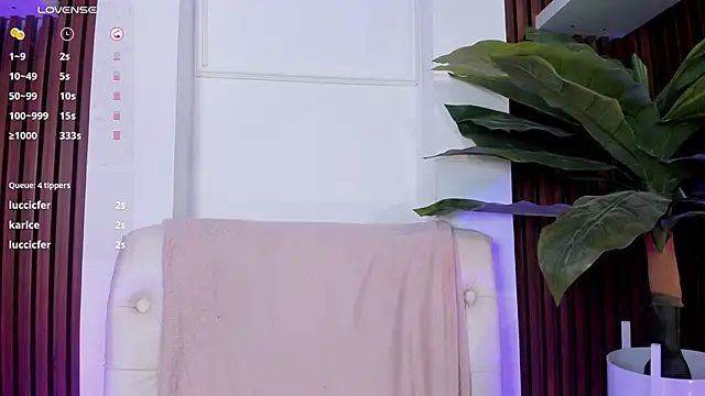 Snapshot of Anybuny chatting on March 19, 2025, 2:46 pm Anybuny online show from March 19, 2025, 2:46 pm