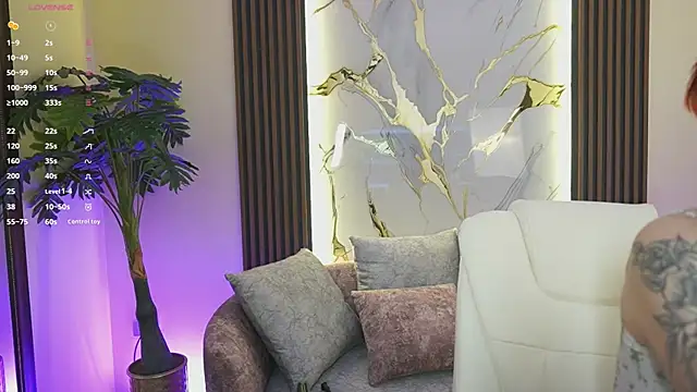 Snapshot of Anybuny chatting on September 9, 2025, 12:37 pm Anybuny online show from September 9, 2025, 12:37 pm