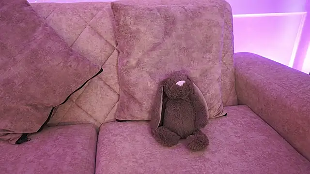 Anybuny online show from February 14, 2026, 1:08 pm