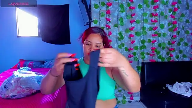 Snapshot of AngelaCoffee chatting on May 12, 2026, 8:50 pm AngelaCoffee online show from May 12, 2026, 8:50 pm