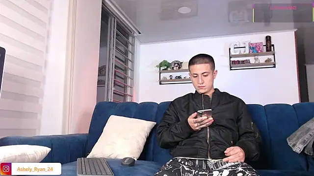 Snapshot of ashely_ryan24 chatting on June 10, 2026, 12:22 am ashely ryan24 online show from June 10, 2026, 12:22 am