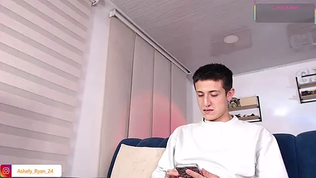 Snapshot of ashely_ryan24 chatting on July 26, 2026, 1:58 am ashely ryan24 online show from July 26, 2026, 1:58 am