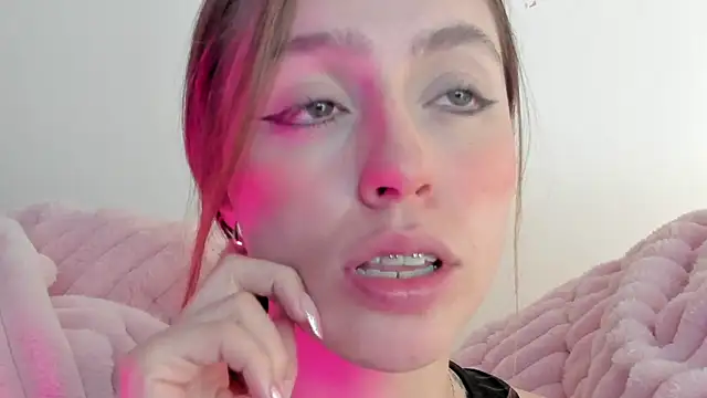 Snapshot of SofiaGc chatting on February 16, 2025, 3:47 am SofiaGc online show from February 16, 2025, 3:47 am