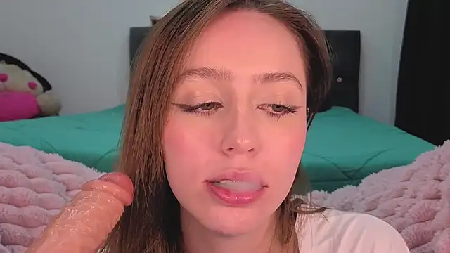 Snapshot of SofiaGc chatting on February 24, 2026, 3:48 am SofiaGc online show from February 24, 2026, 3:48 am