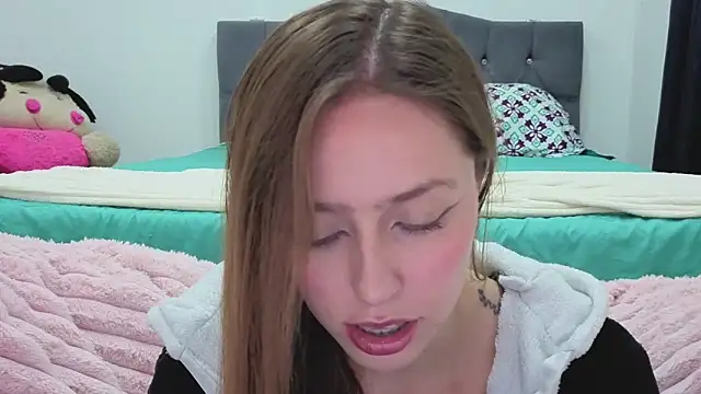 Snapshot of SofiaGc chatting on March 5, 2026, 3:57 am SofiaGc online show from March 5, 2026, 3:57 am