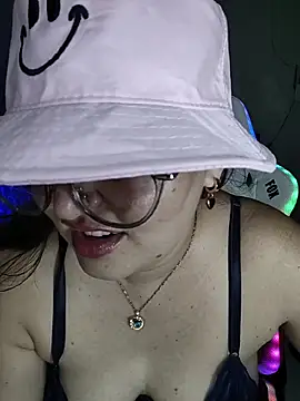 Snapshot of dani123unica chatting on June 15, 2026, 10:34 pm dani123unica online show from June 15, 2026, 10:34 pm