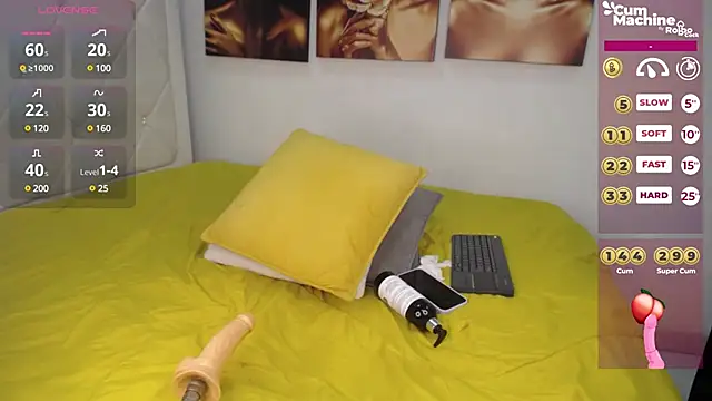 Snapshot of Madeline_Dreams chatting on February 3, 2025, 4:10 pm Madeline Dreams online show from February 3, 2025, 4:10 pm