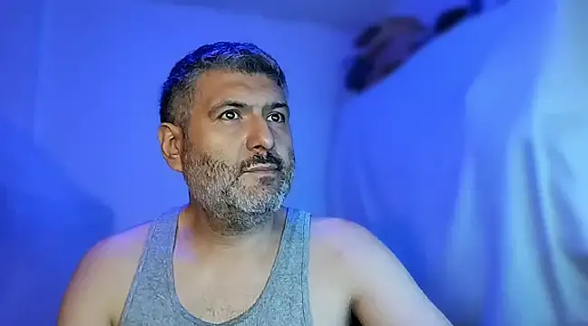 Snapshot of BushBator chatting on March 13, 2025, 7:20 am BushBator online show from March 13, 2025, 7:20 am