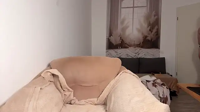 Caliiie-of online show from October 13, 2025, 6:35 am