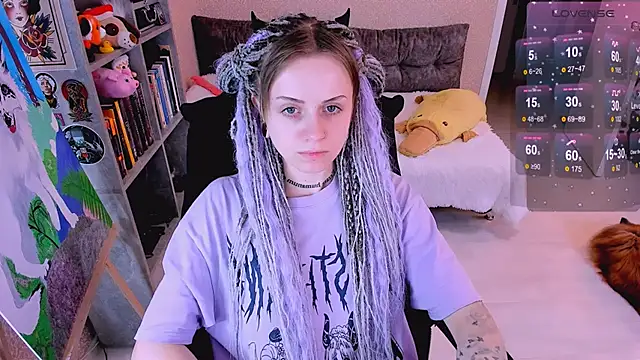 NaniMoore online show from December 6, 2024, 11:00 am