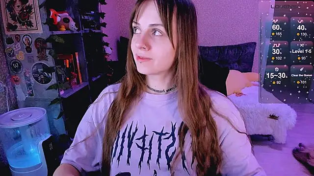 NaniMoore online show from February 7, 2025, 8:42 pm