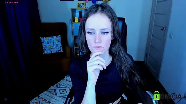 Snapshot of FrancescaCollins chatting on February 20, 2025, 11:20 am FrancescaCollins online show from February 20, 2025, 11:20 am