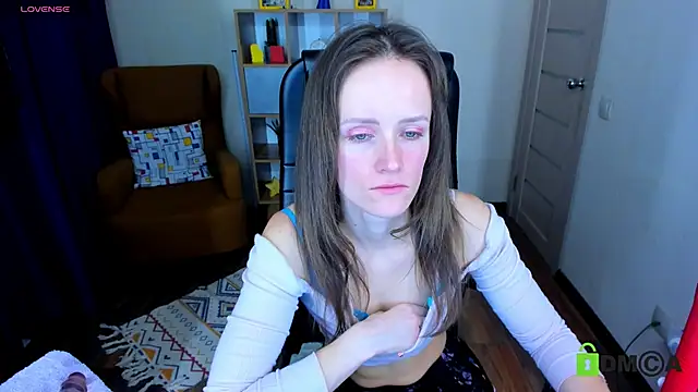 Snapshot of FrancescaCollins chatting on March 5, 2025, 10:44 am FrancescaCollins online show from March 5, 2025, 10:44 am