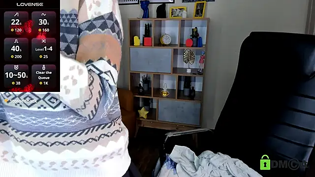 Snapshot of FrancescaCollins chatting on November 2, 2025, 5:21 am FrancescaCollins online show from November 2, 2025, 5:21 am