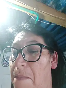 clarita 01 online show from April 21, 2026, 10:34 pm