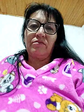 Snapshot of clarita_01 chatting on May 16, 2026, 10:01 am clarita 01 online show from May 16, 2026, 10:01 am
