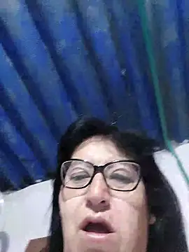 Snapshot of clarita_01 chatting on June 18, 2026, 10:19 am clarita 01 online show from June 18, 2026, 10:19 am