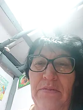 Snapshot of clarita_01 chatting on June 26, 2026, 10:52 am clarita 01 online show from June 26, 2026, 10:52 am