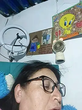 Snapshot of clarita_01 chatting on July 20, 2026, 2:59 am clarita 01 online show from July 20, 2026, 2:59 am