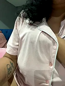 Snapshot of Indianbutter11 chatting on November 17, 2025, 7:52 pm Indianbutter11 online show from November 17, 2025, 7:52 pm