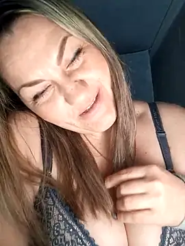 Ant0nina online show from March 21, 2025, 10:17 pm