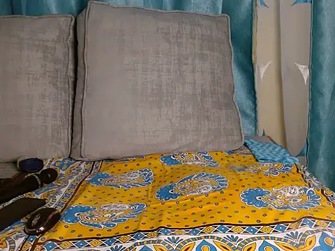 lavishh linds online show from January 10, 2026, 6:04 am